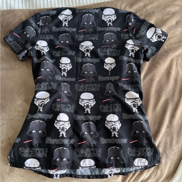 Star Wars Scrub Top - Picture 2 of 4